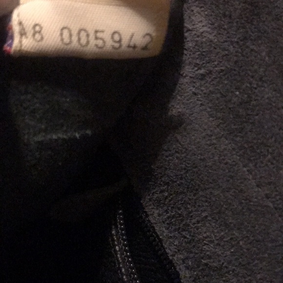 Dooney & Bourke Vtg. genuine leather bag, code # A8 005942, Made in USA - Picture 17 of 17